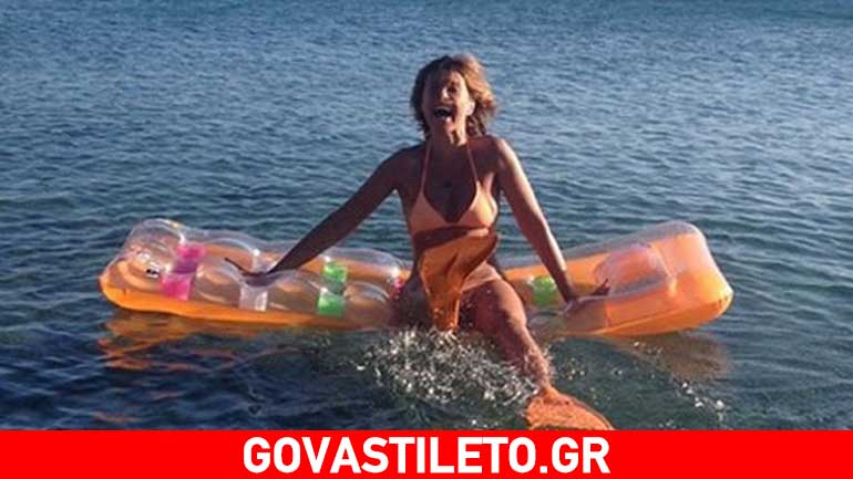 Βουτιές στην Τήνο για την Αλεξάνδρα Παλαιολόγου